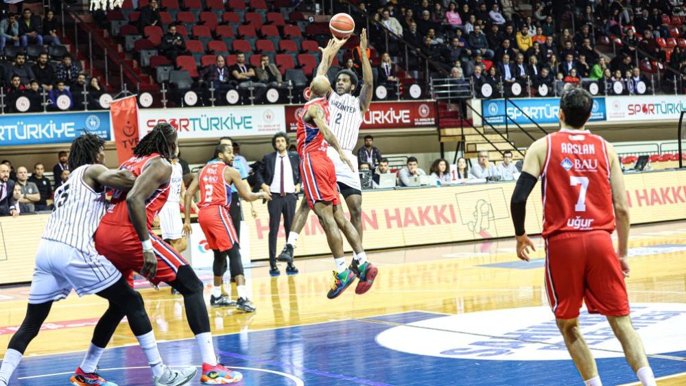 Gaziantep Basketbol'un rakibi Den Bosch